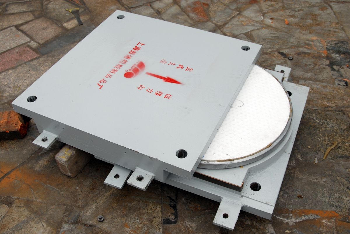  本厂生产的XQZ-S球型钢支座在上海中环线高架道路建设中应用