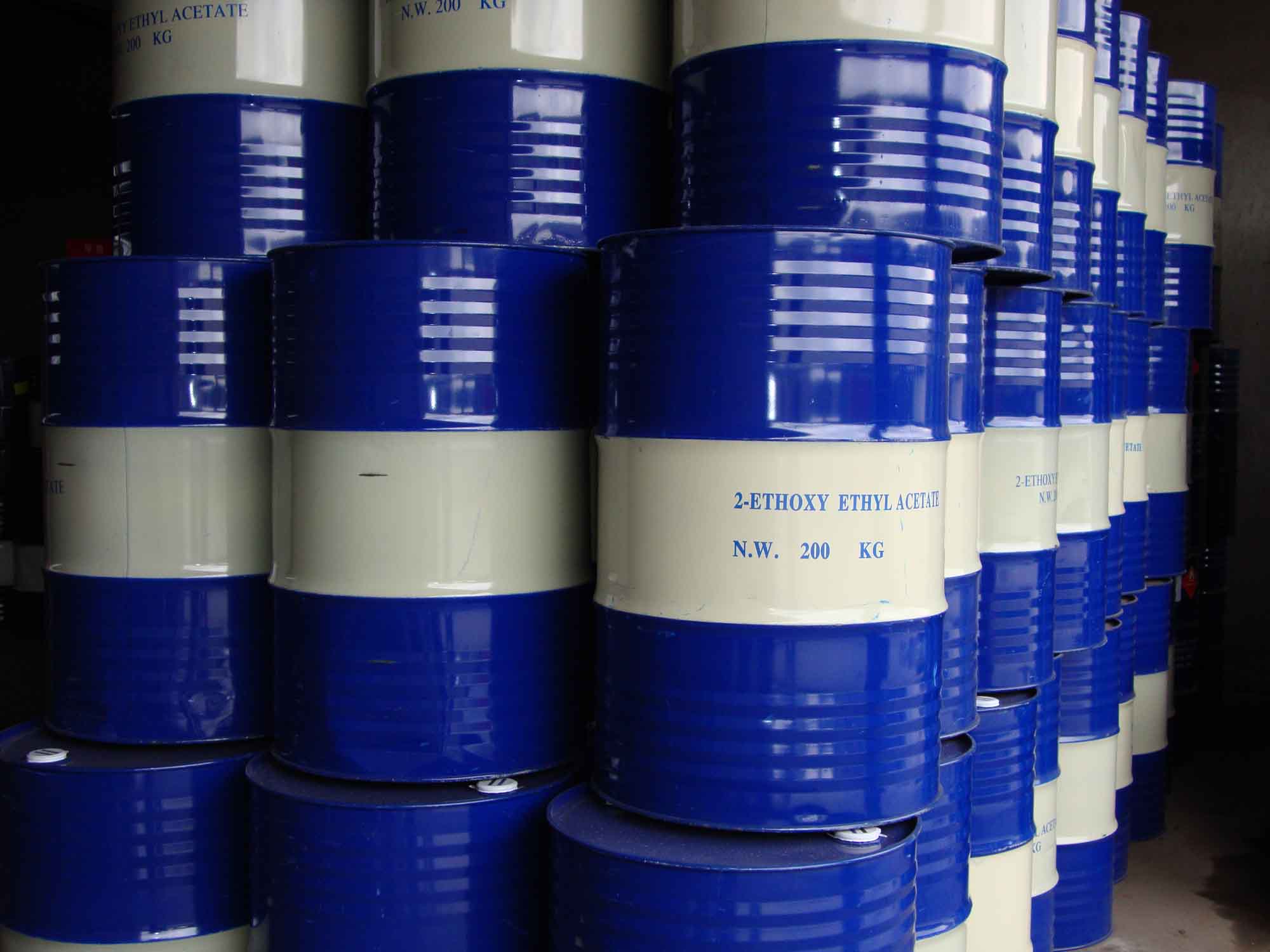 丁酮