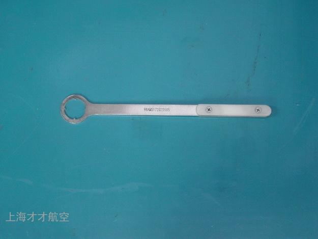 转接扳手