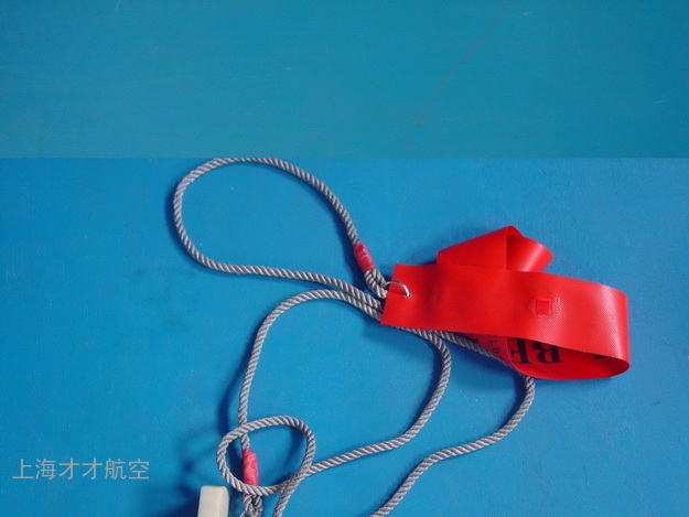 钩形盖