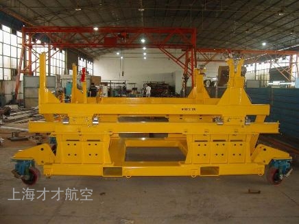 RB211-535E4发动机托架及运输架